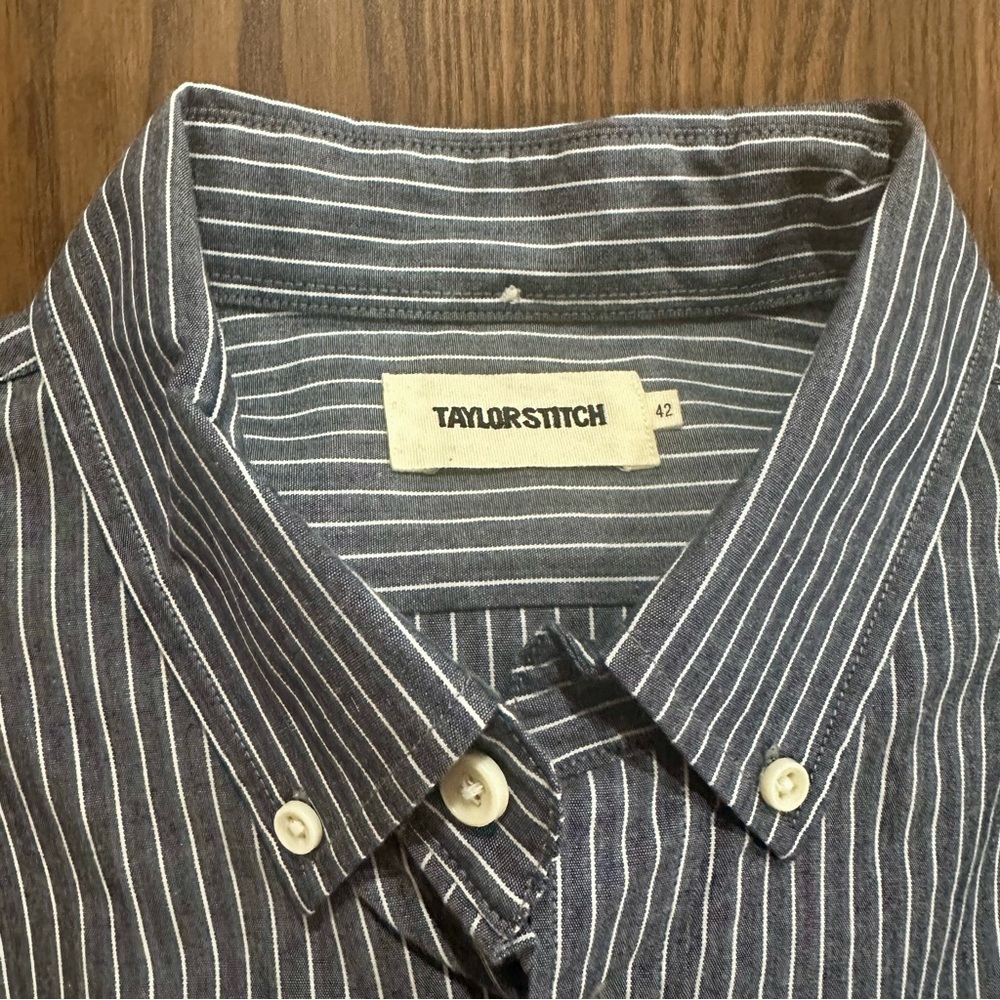 Taylor Stitch The Jack Men’s Button-Down in Rinsed Indigo Stripe (Size L/42) - Picture 4 of 4